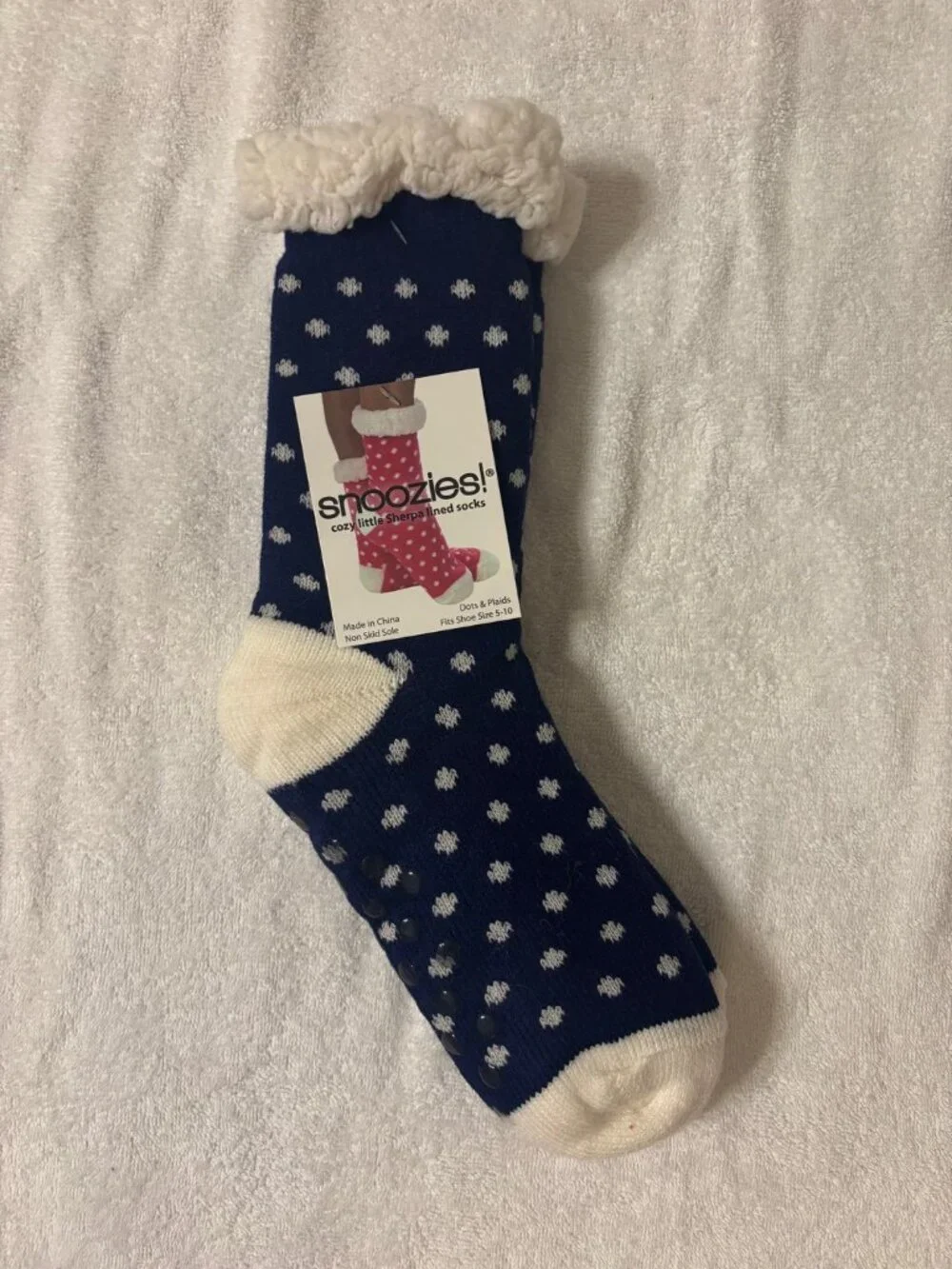 Snoozies Sherpa Lines Socks - NWT